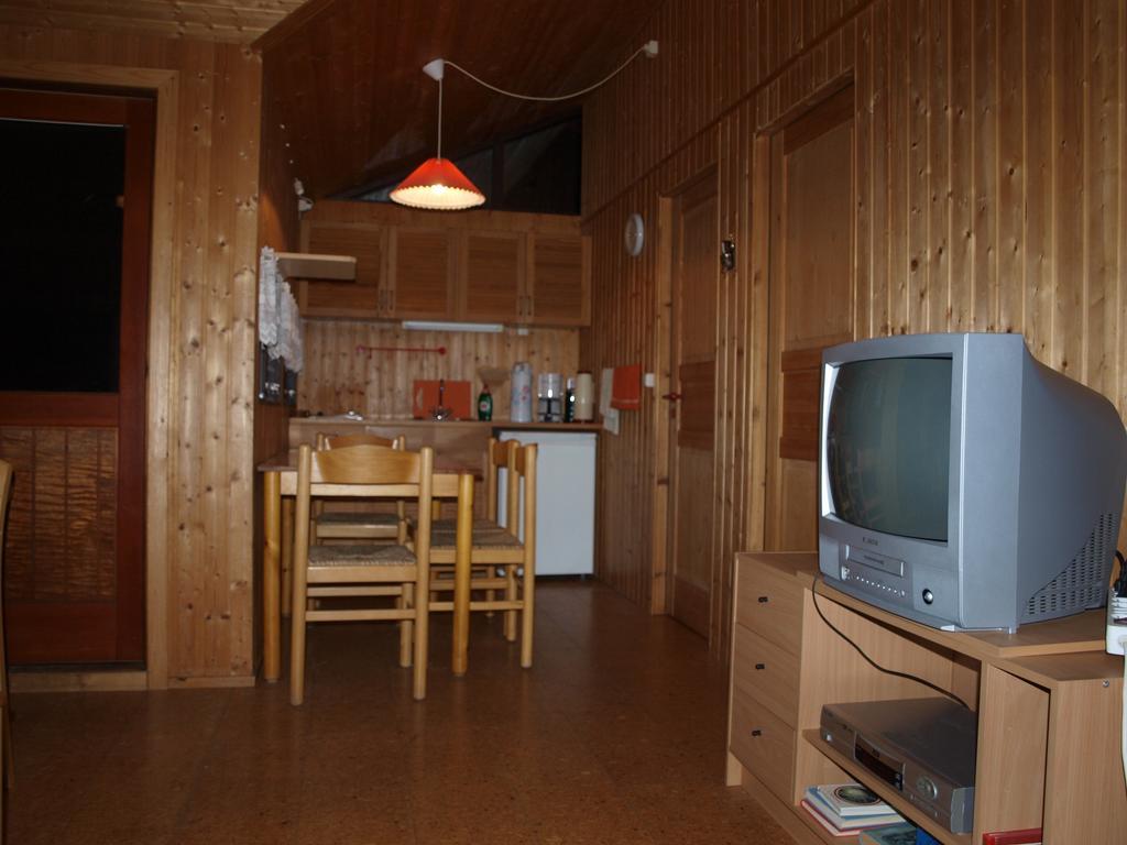 Hoemluholt Holiday Homes Habitación foto